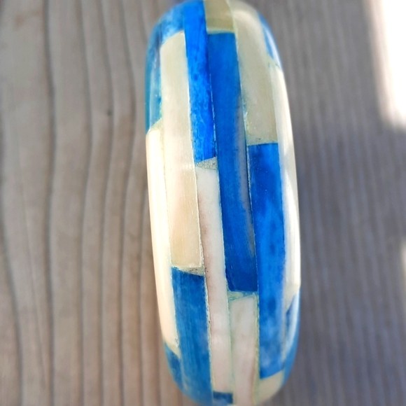 CHUNKY BLUE AND WHITE BANGEL - Picture 4 of 6